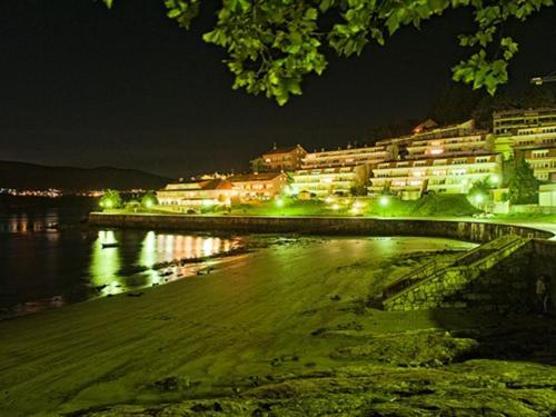 Hotel Corcubion Playa De Quenxe Kültér fotó